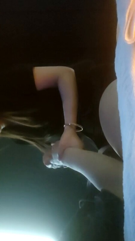 足疗店偷拍实录：勾搭美艳女技师揉胸手淫口爆全记录